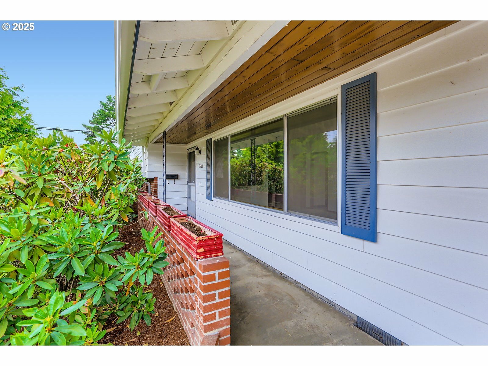 Property Photo: 11780 SW Timberline Dr OR 97008