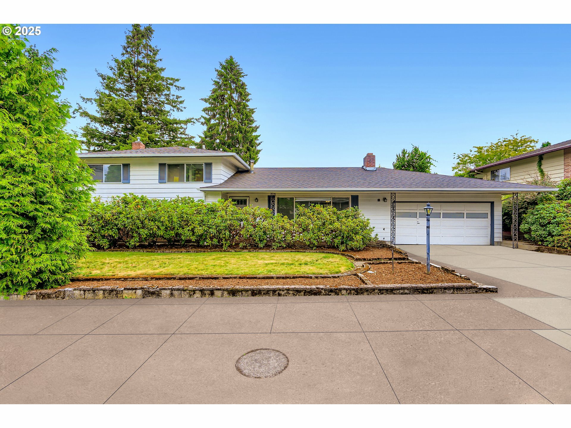 Property Photo: 11780 SW Timberline Dr OR 97008