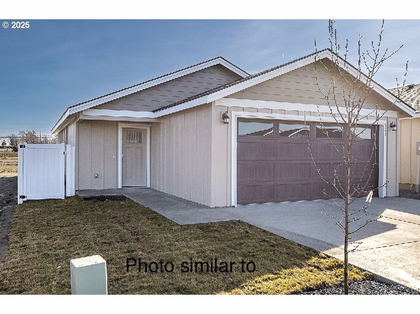 Property Photo: 975 Tinley St OR 97875
