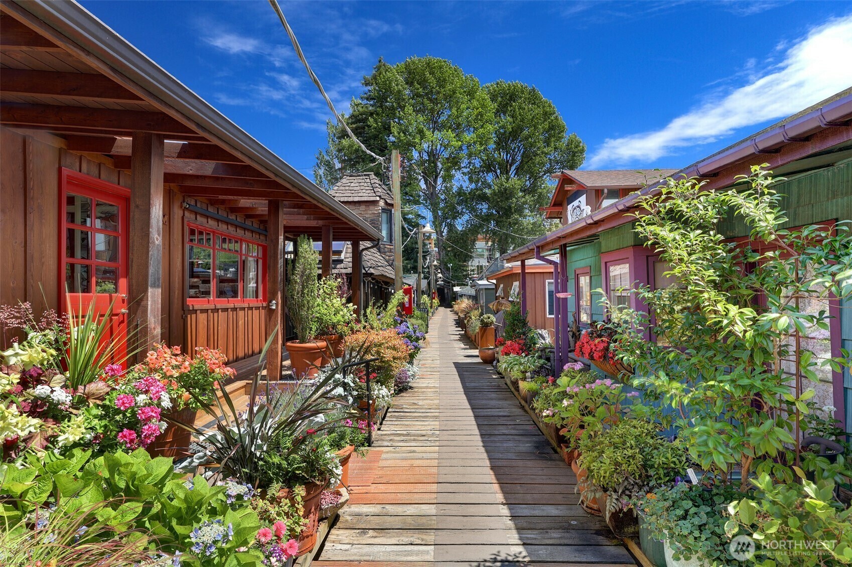 Property Photo: 2019 Fairview Avenue E M WA 98102