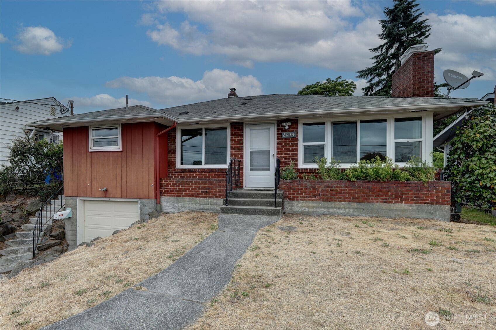 Property Photo: 2634 S Holly St WA 98108
