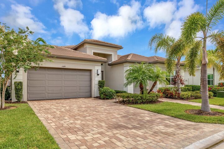 Property Photo:  11699 SW Coronado Springs Drive  FL 34987 