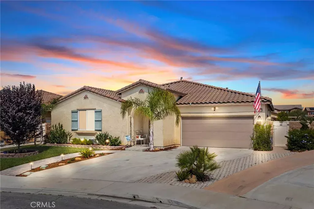 Property Photo: 26355 Poppy Field Court CA 92595