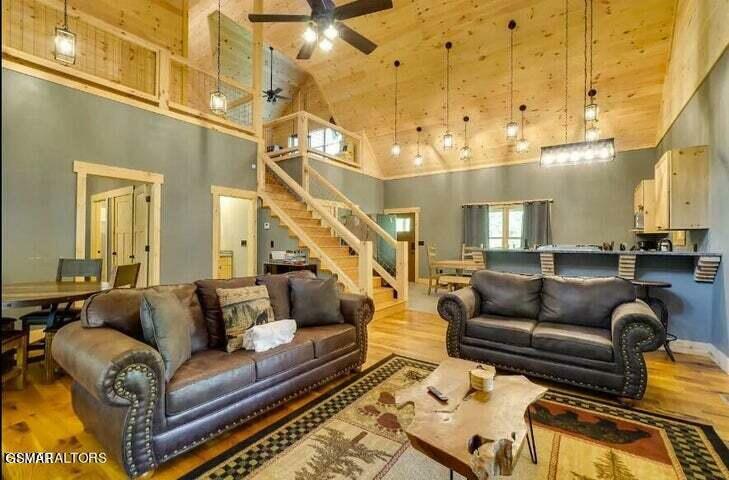 Property Photo: 2489 Waldens Creek Road TN 37862
