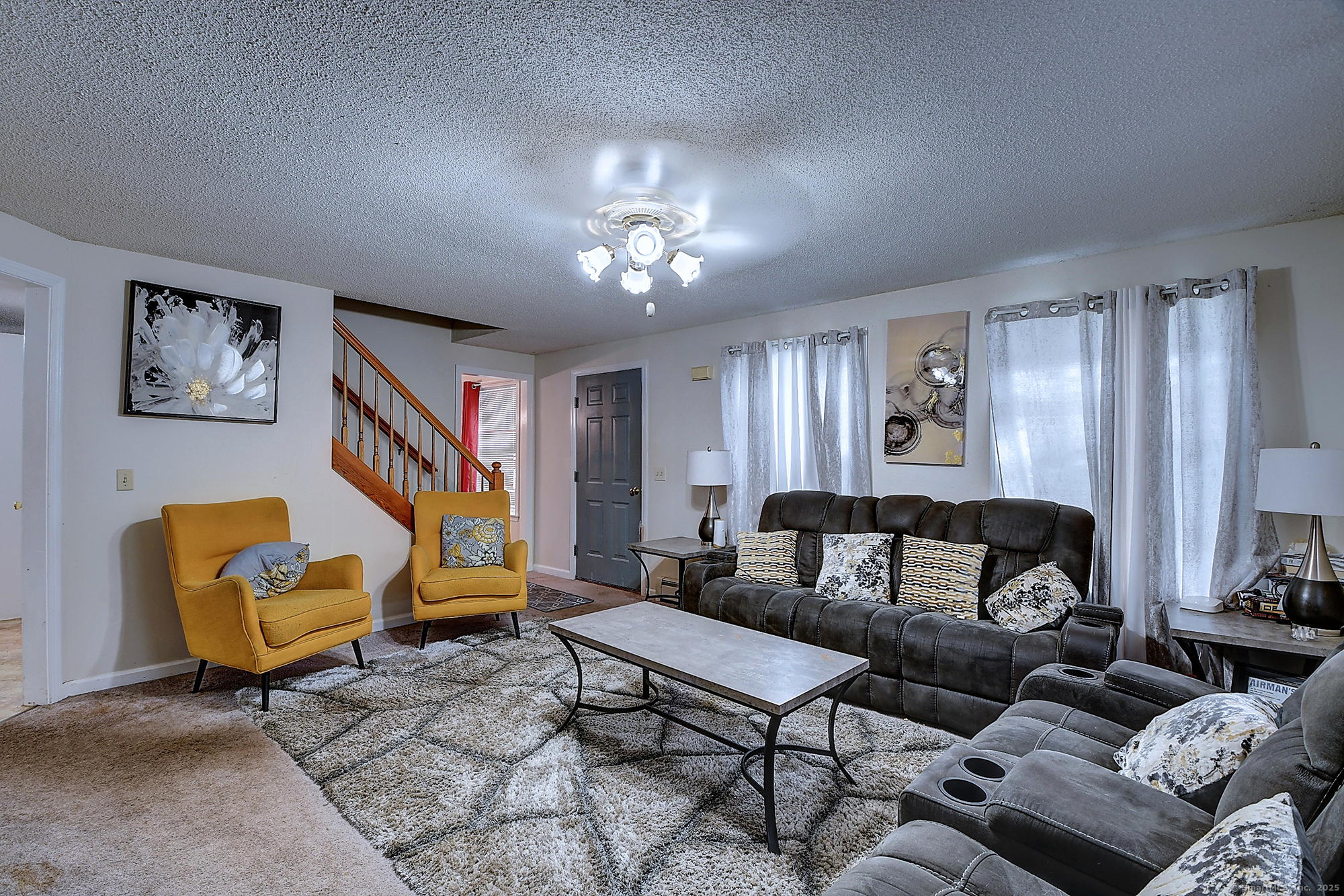 Property Photo: 91 Middle Turnpike East CT 06040
