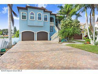 Property Photo: 541 Treviso Drive FL 33572