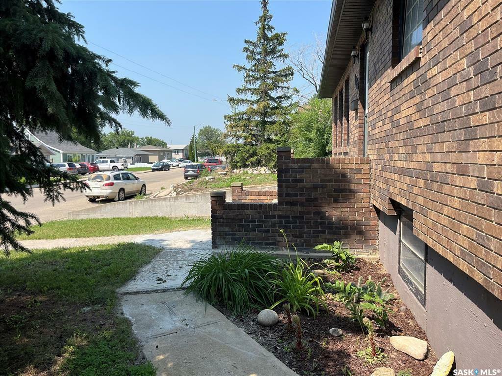 Property Photo: 1130 Athabasca Street W SK S6H 2E7