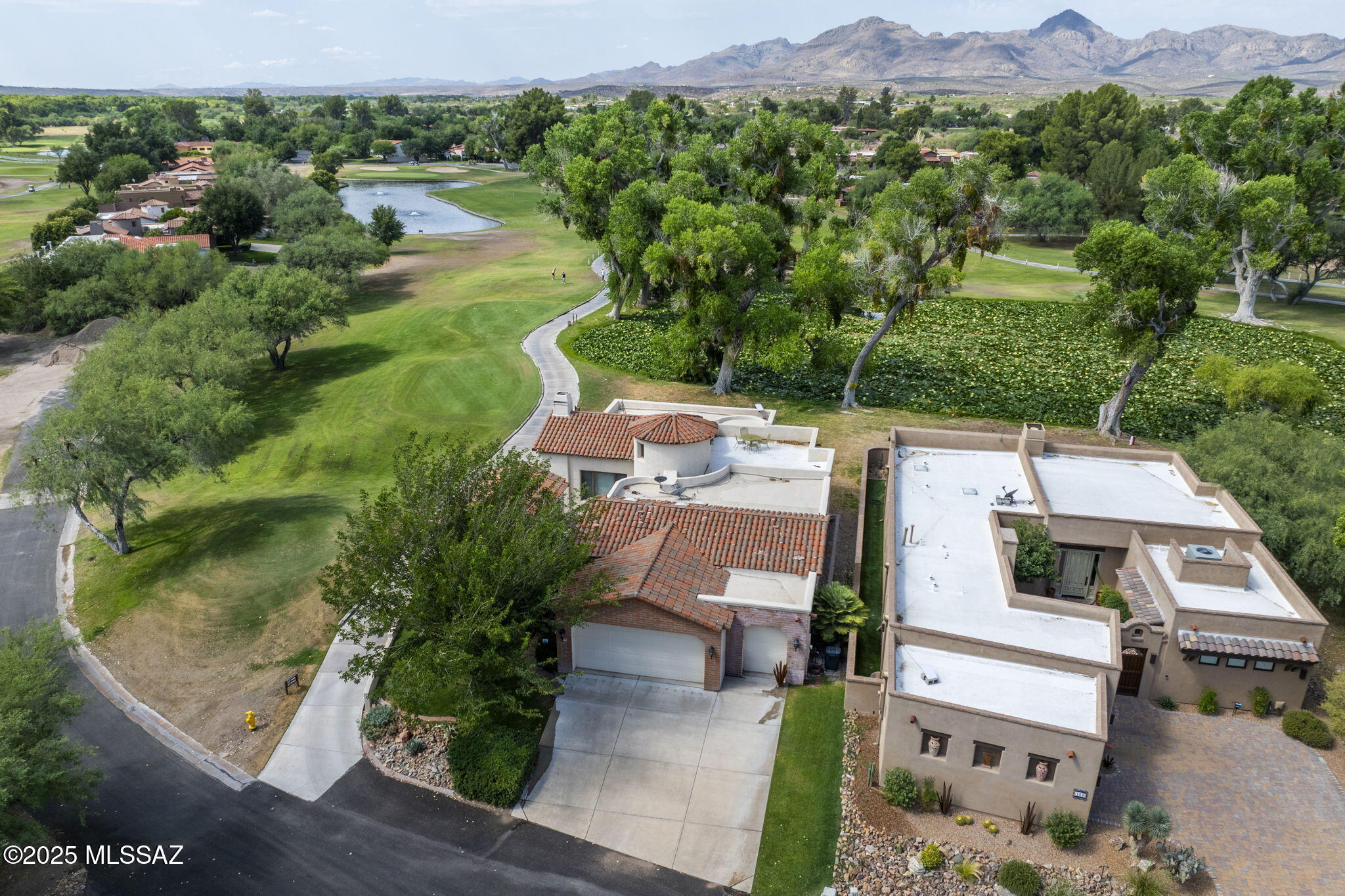 Property Photo: 98 Avenida De Otero AZ 85646
