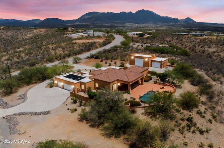 Property Photo:  38 Avenida De Las Naciones  AZ 85648 