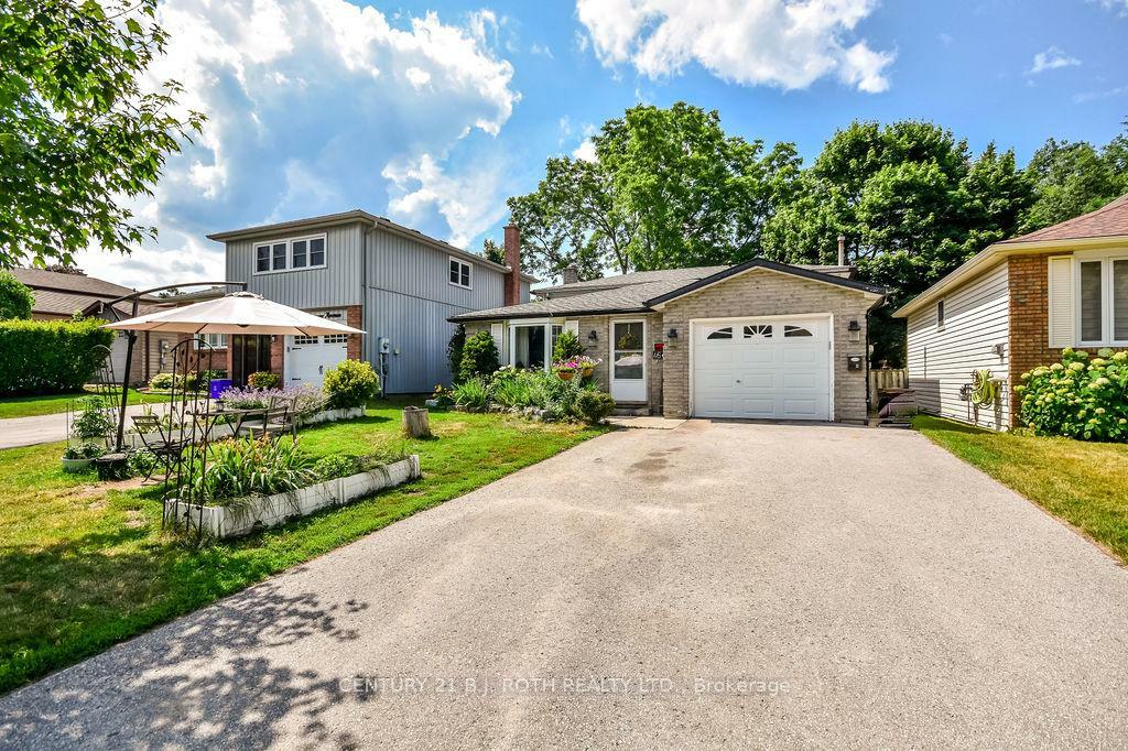 46 Ridgeway Avenue  Barrie ON L4N 5L2 photo