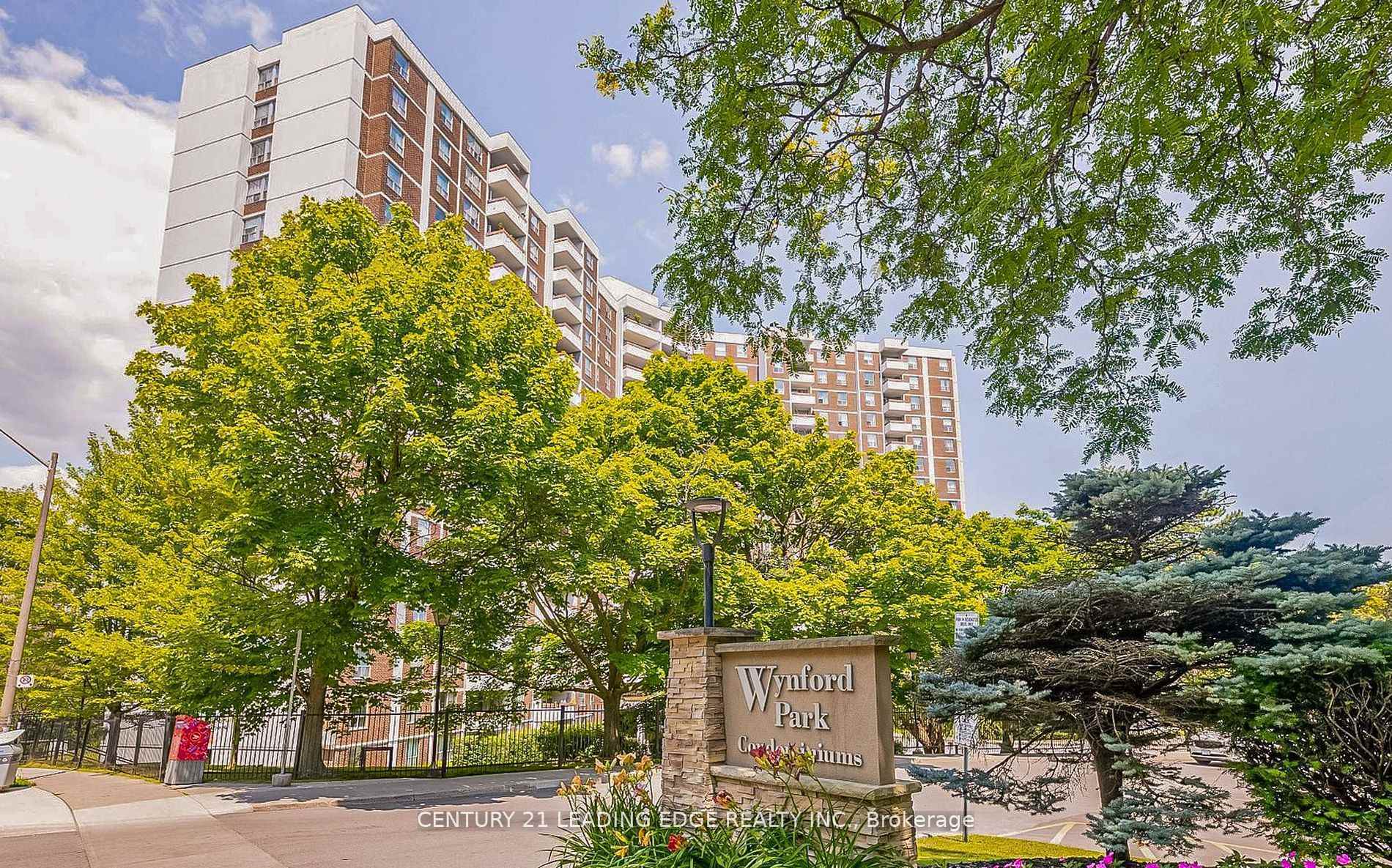 Photo de la propriété: 10 Edgecliff Golfway 1704 ON M3C 3A3