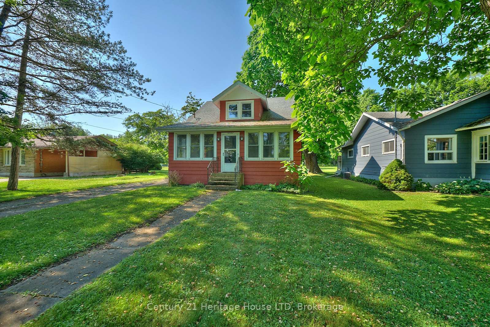 Property Photo: 3767 Highland Drive ON L0S 1N0