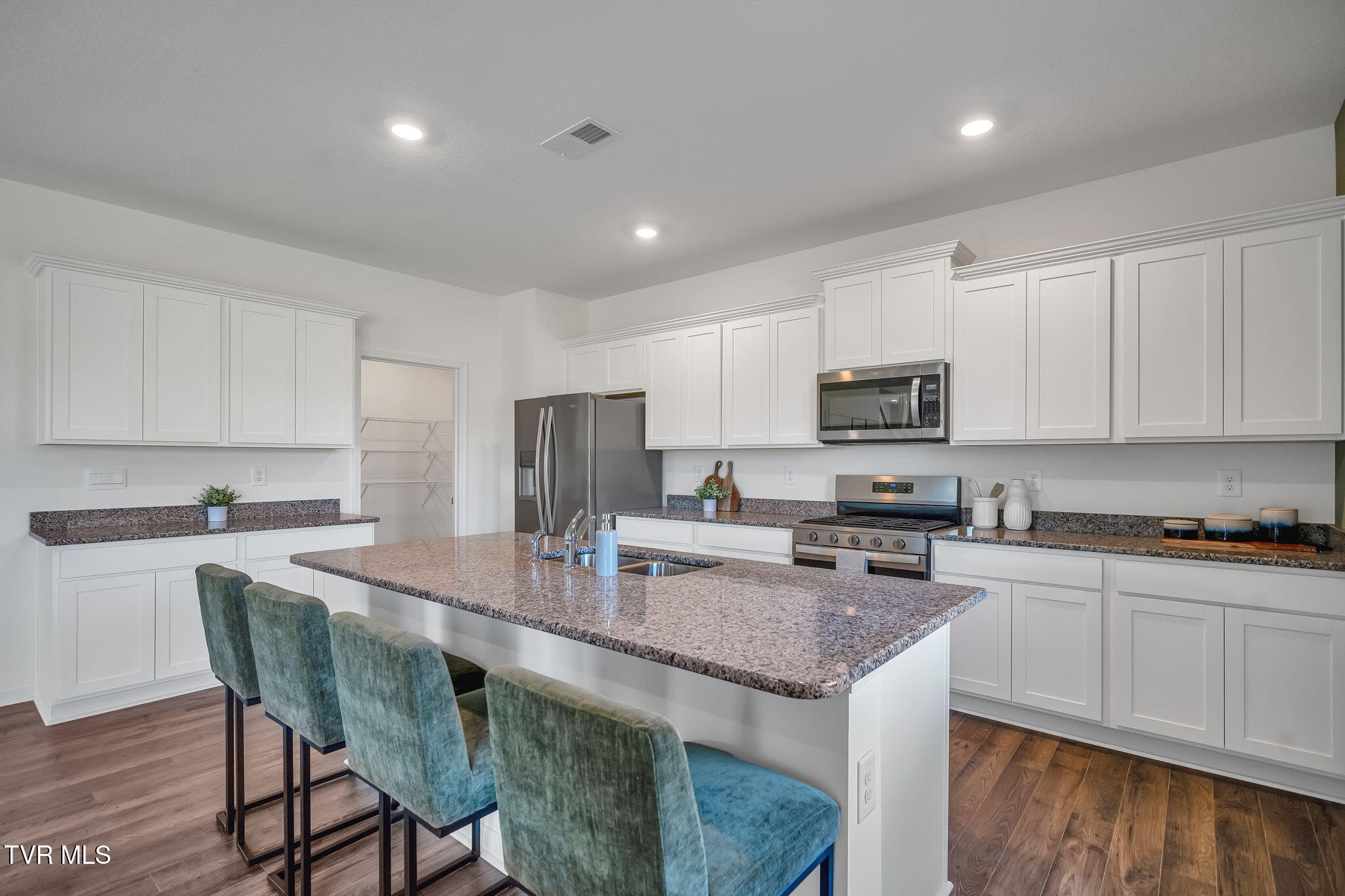 Property Photo: 337 Cookie Loop TN 37615