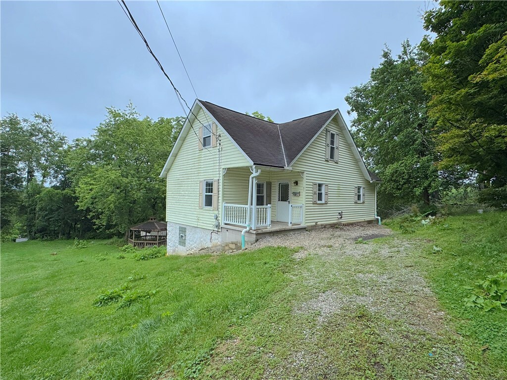 Property Photo: 45 7th St PA 15637