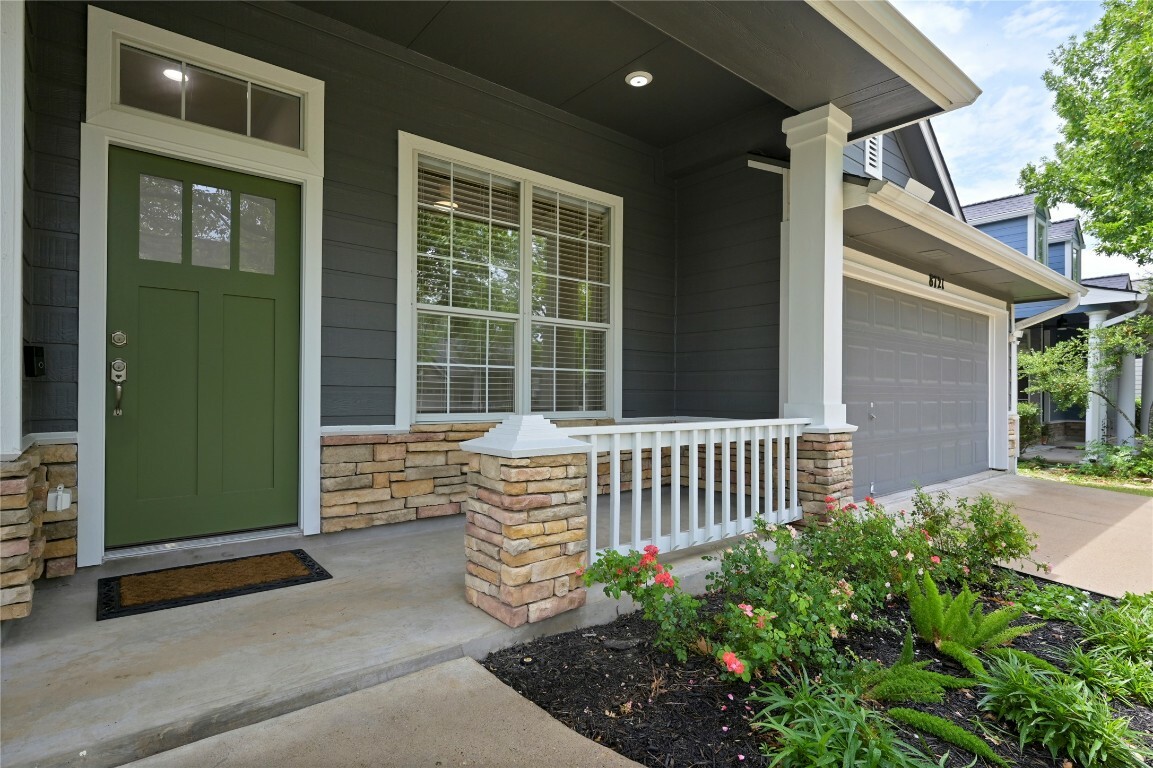 Property Photo: 8721 Little Laura Drive TX 78757