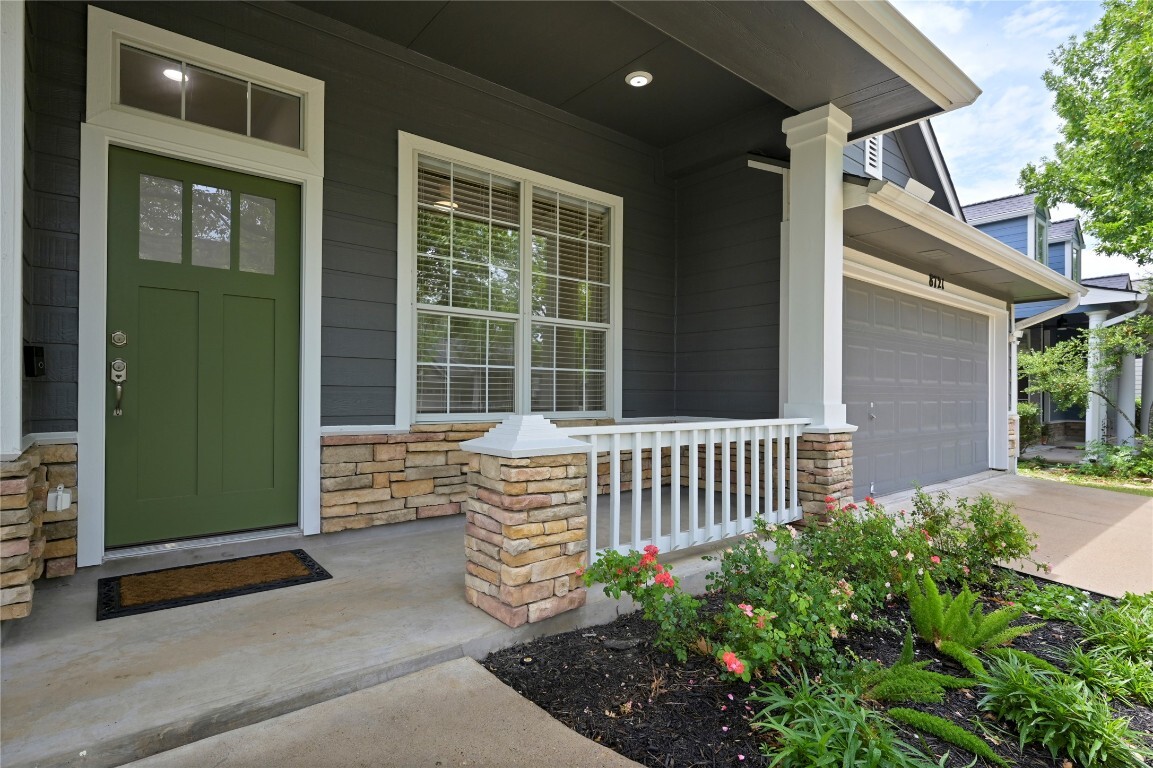 Property Photo: 8721 Little Laura Drive TX 78757