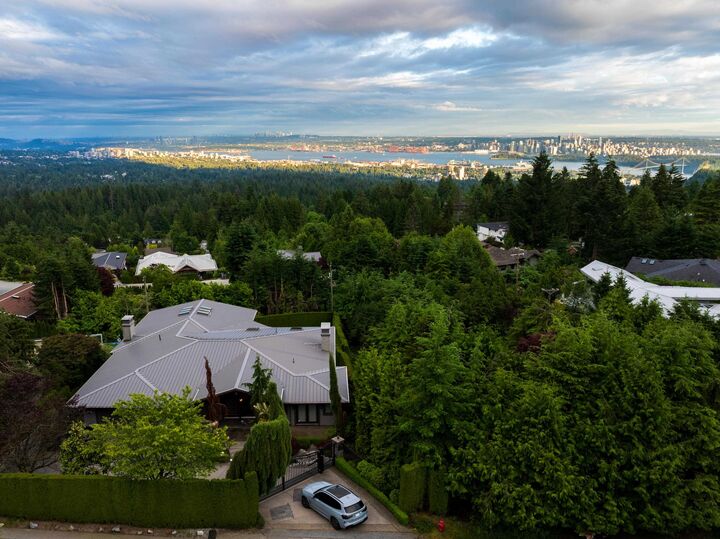 Property Photo: 788 Andover Crescent BC V7S 1Y3