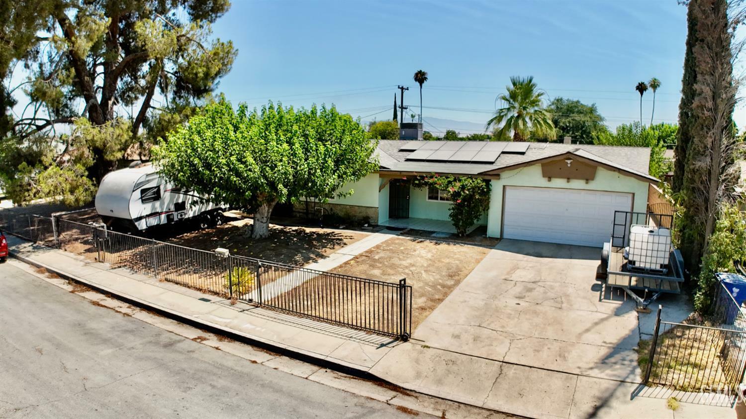 Property Photo: 3820 Shenandoah Drive CA 93304