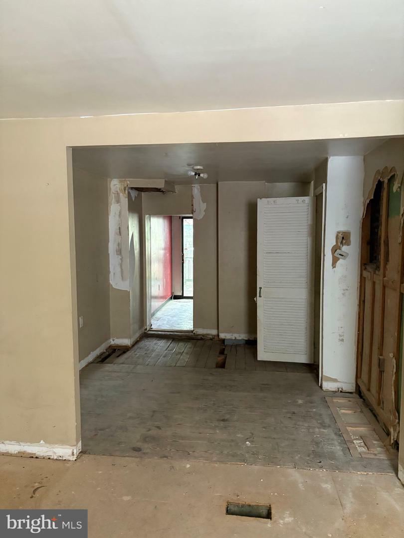 Property Photo: 322 S Poppleton Street MD 21230