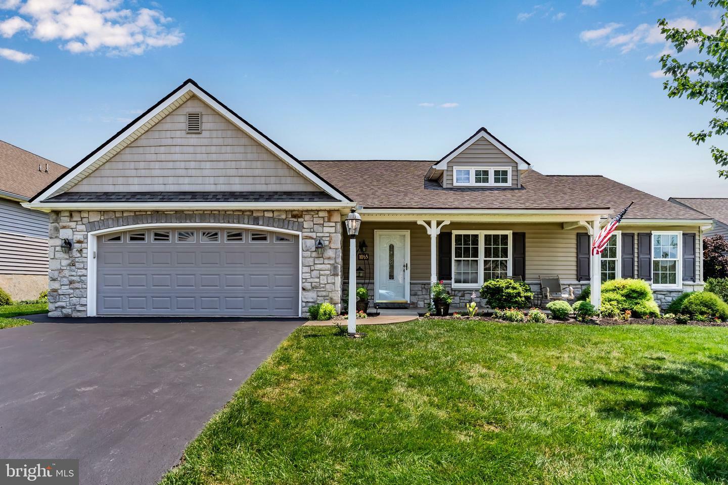 Property Photo: 1065 Cambridge Drive PA 17545