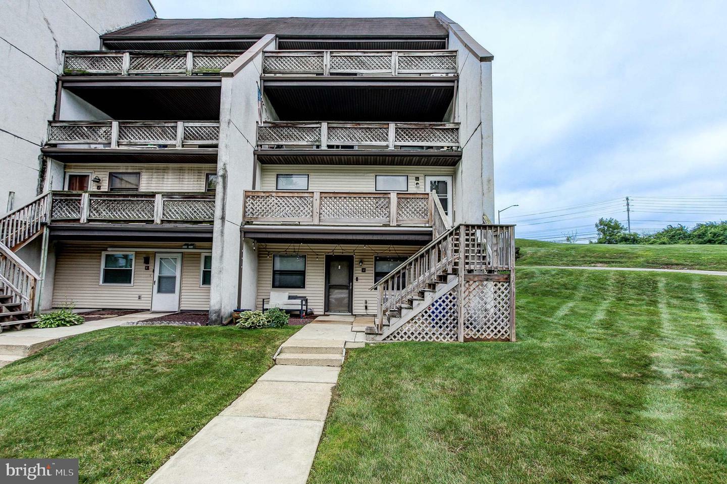 1334 Wyomissing L  West Lawn PA 19609 photo