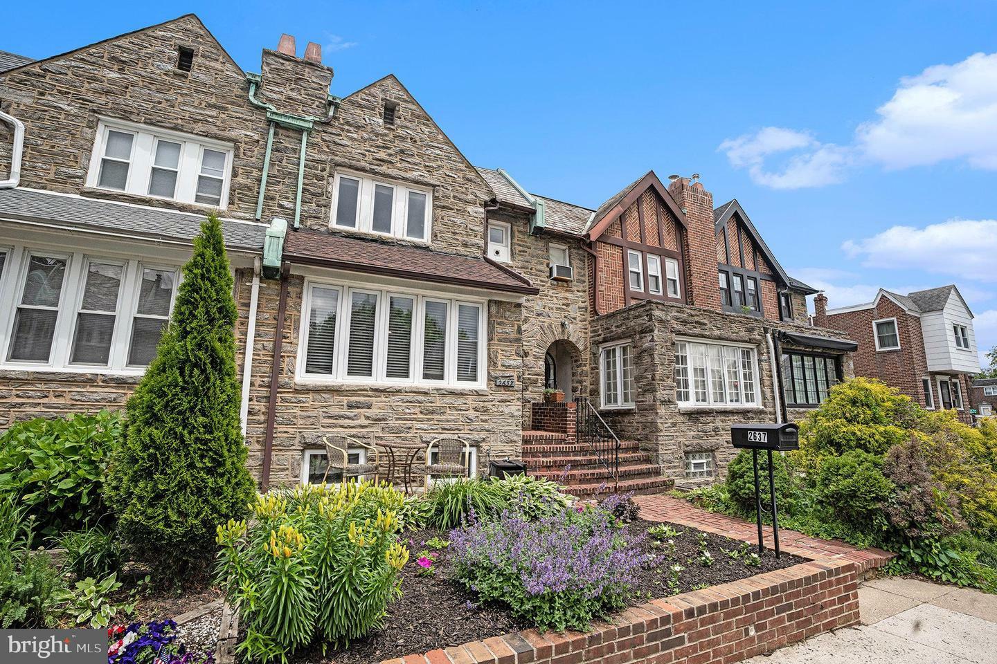 Property Photo: 2637 Lenape Road PA 19131
