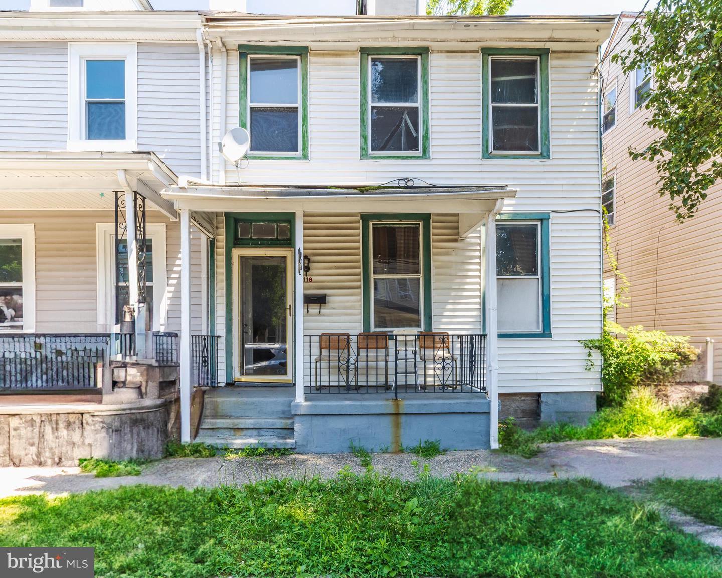 Property Photo:  118 E Federal Street  NJ 08016 