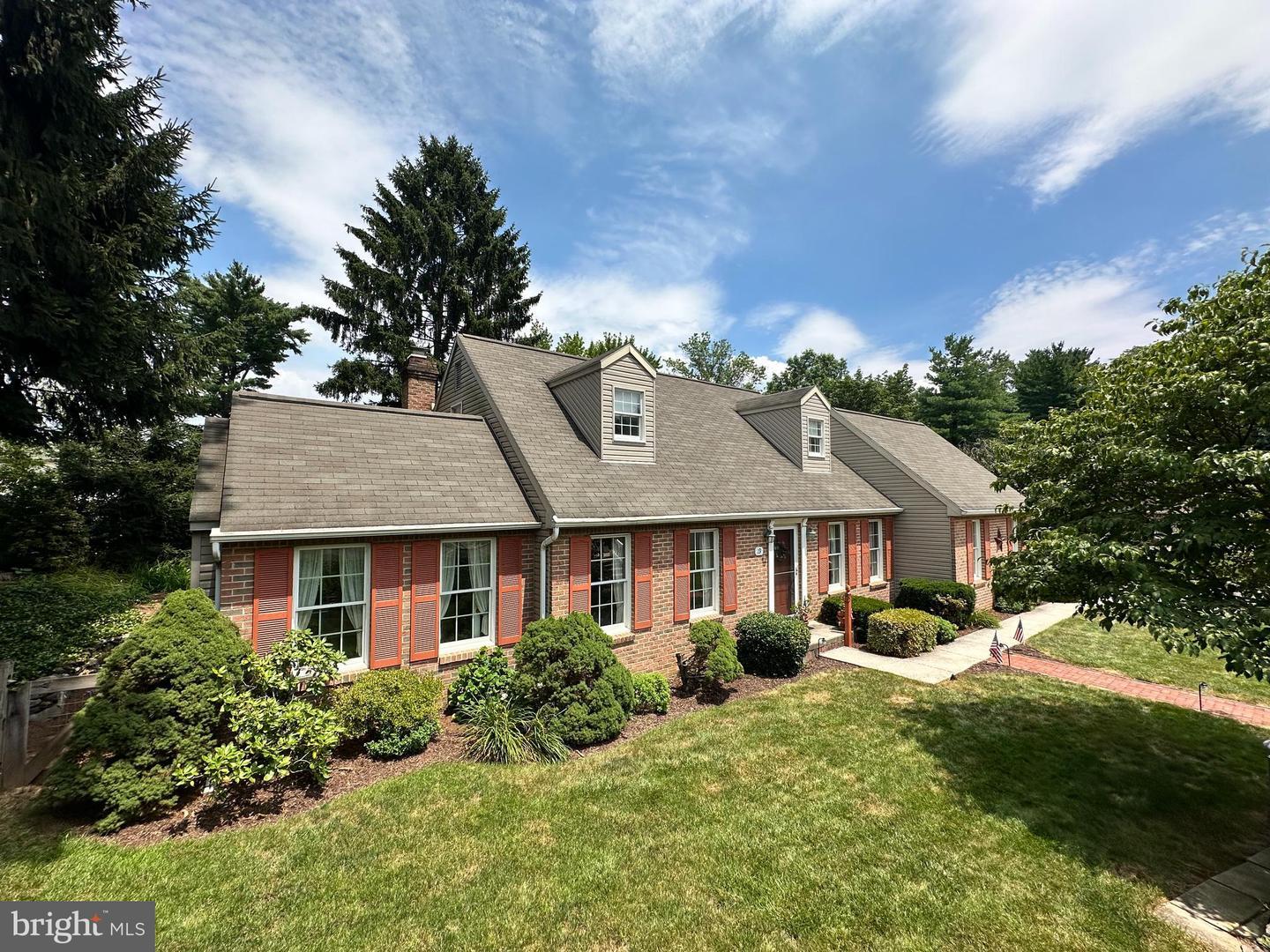 Property Photo: 19 Paddock Lane PA 17011