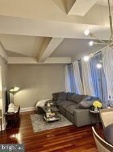 1500 Chestnut Street 8I  Philadelphia PA 19102 photo
