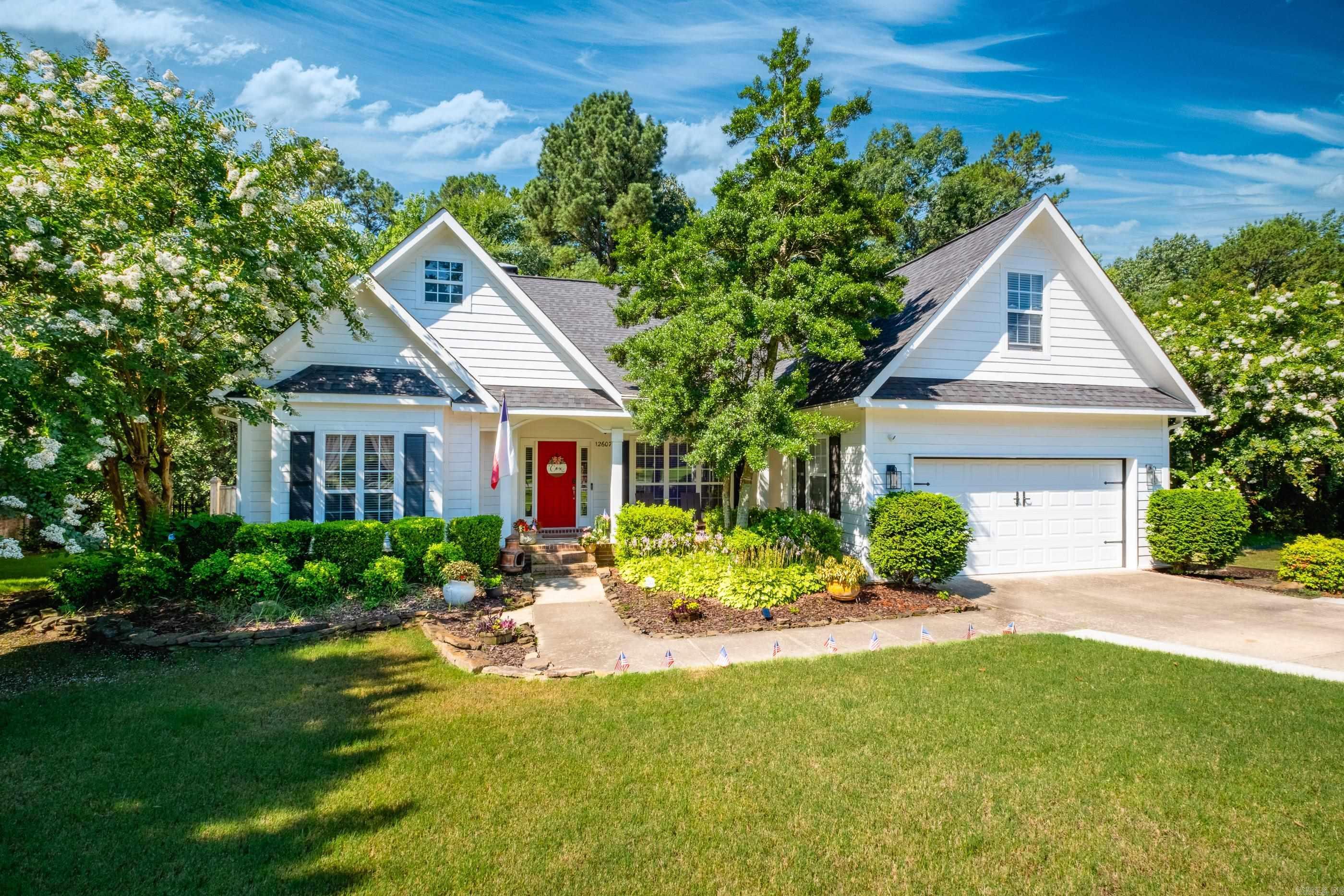 Property Photo: 12607 Meadows Edge AR 72211