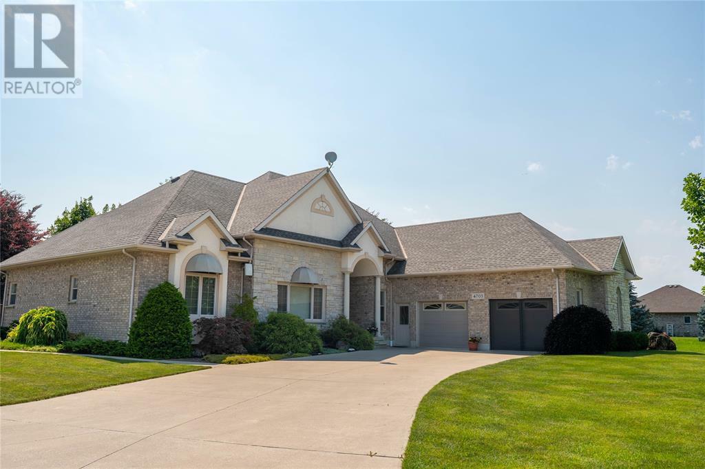 4703 Indian Road  Port Lambton ON N0P 2B0 photo