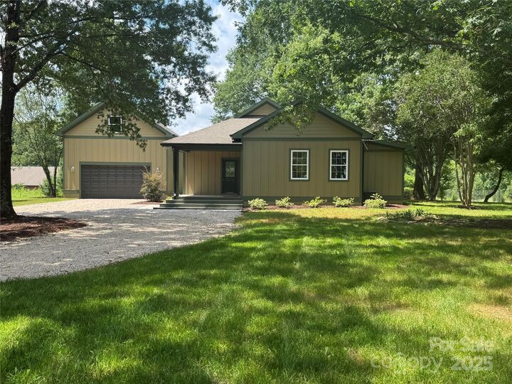 Property Photo: 7187 Sherrills Ford Road NC 28673