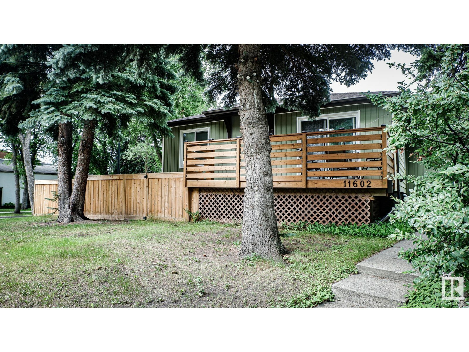 Property Photo: 11602 130 St NW AB T5M 1A6