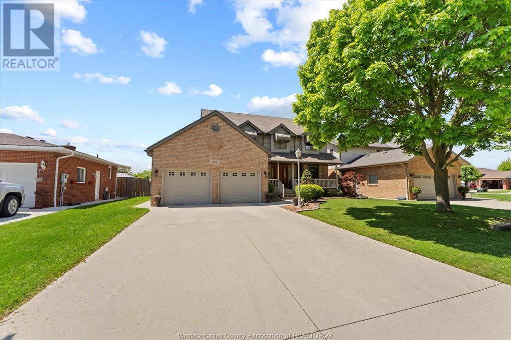 Property Photo:  606 Pine Ridge Avenue  ON N9V 3W3 