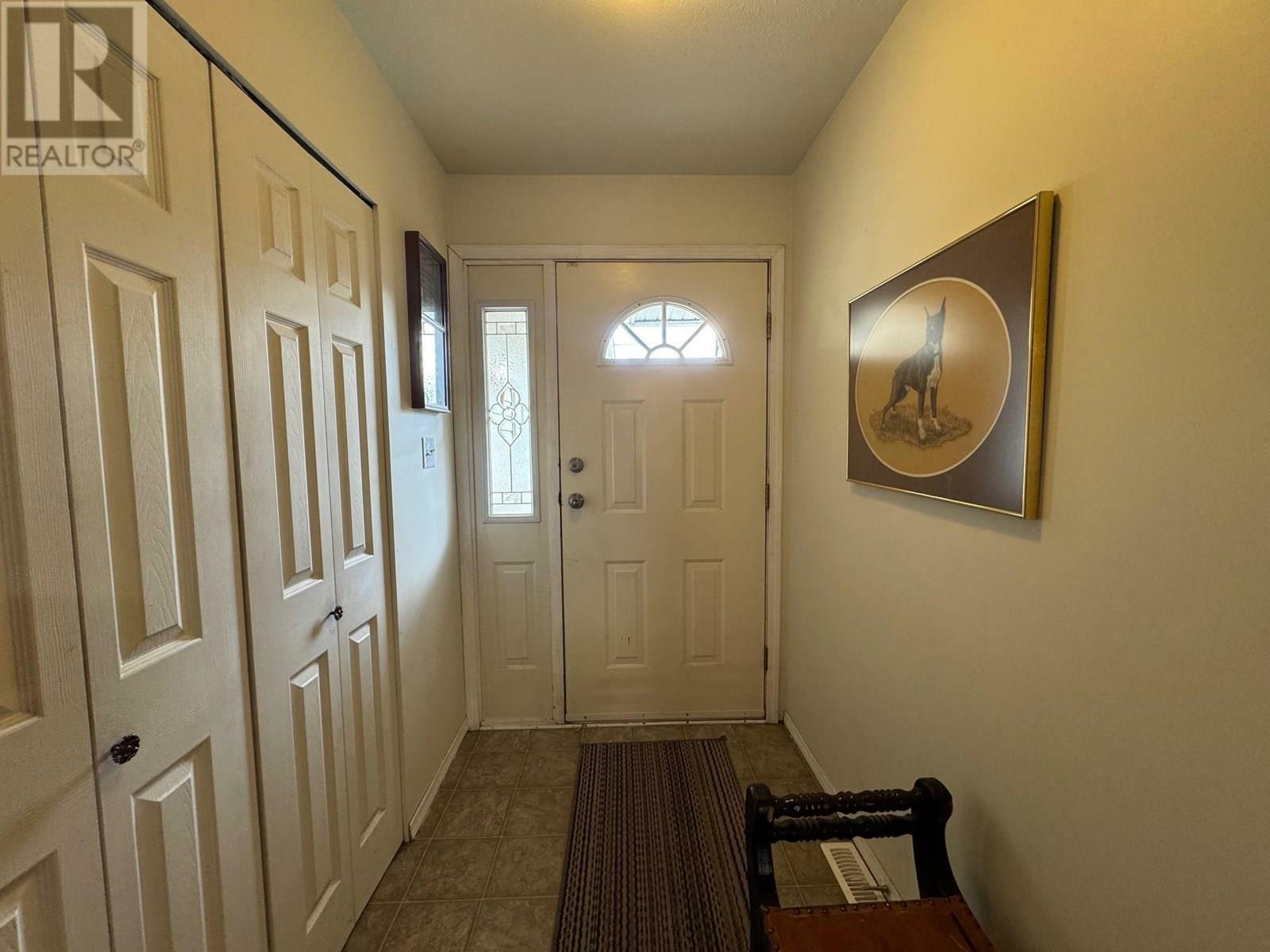 Property Photo: 2301 Clapperton Avenue BC V1K 1A2