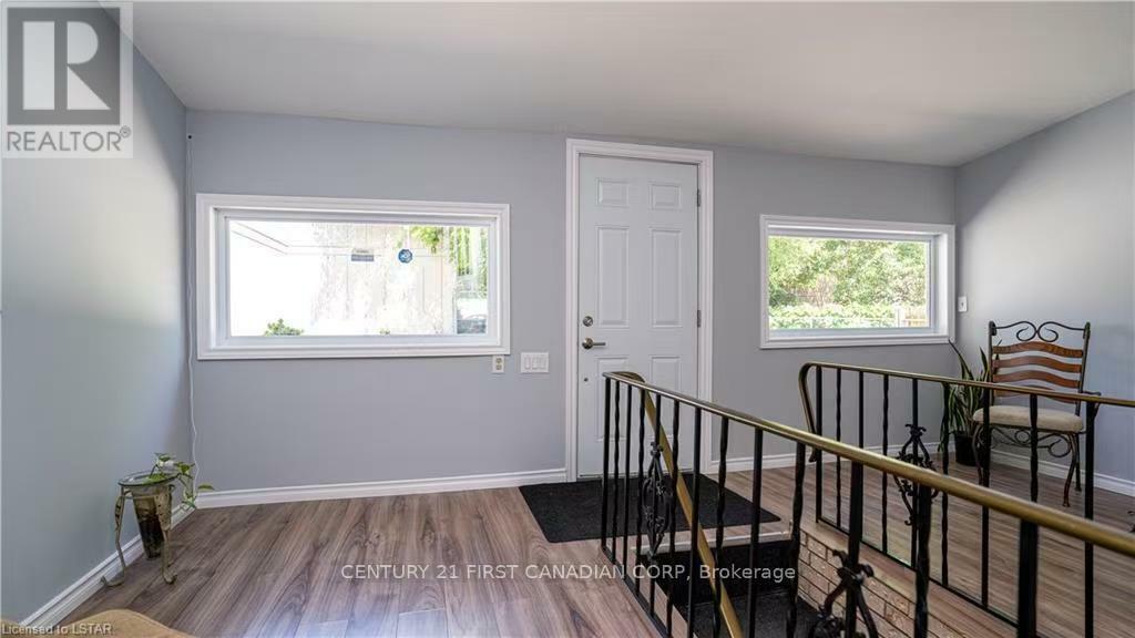 Photo de la propriété: 344 Burwell Street East Lower Unit ON N6B 2V9