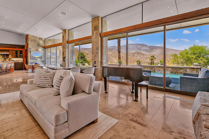 Property Photo: 9 Rockcrest CA 92270