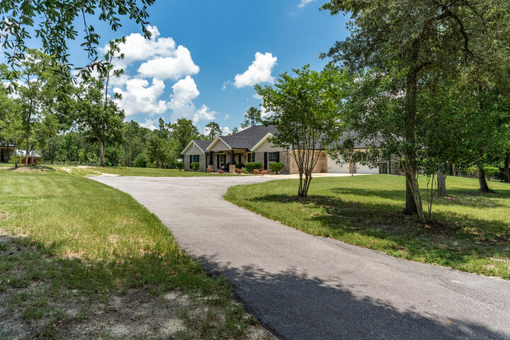 Property Photo:  6263 Old River Road  FL 32531 