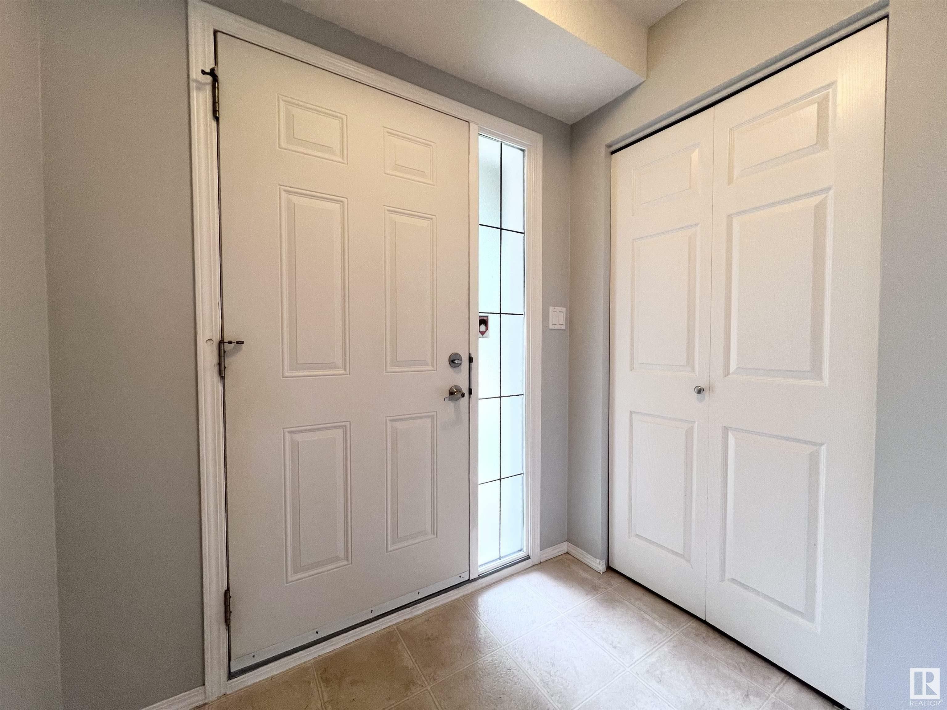 Property Photo:  13944 137 Street NW  AB T6V 1X3 