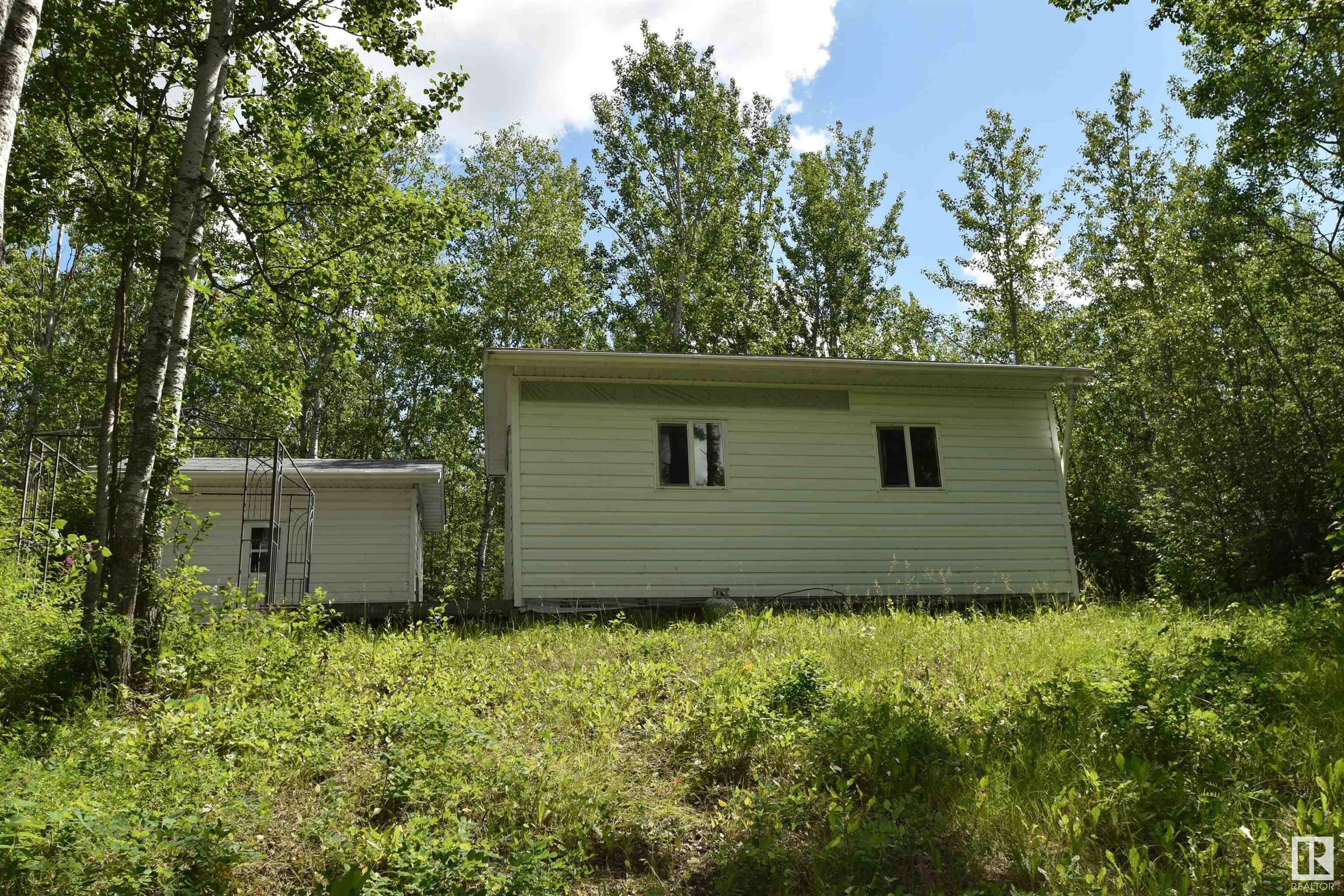 Property Photo: 58532 Rng Rd 215 AB T0A 3A0