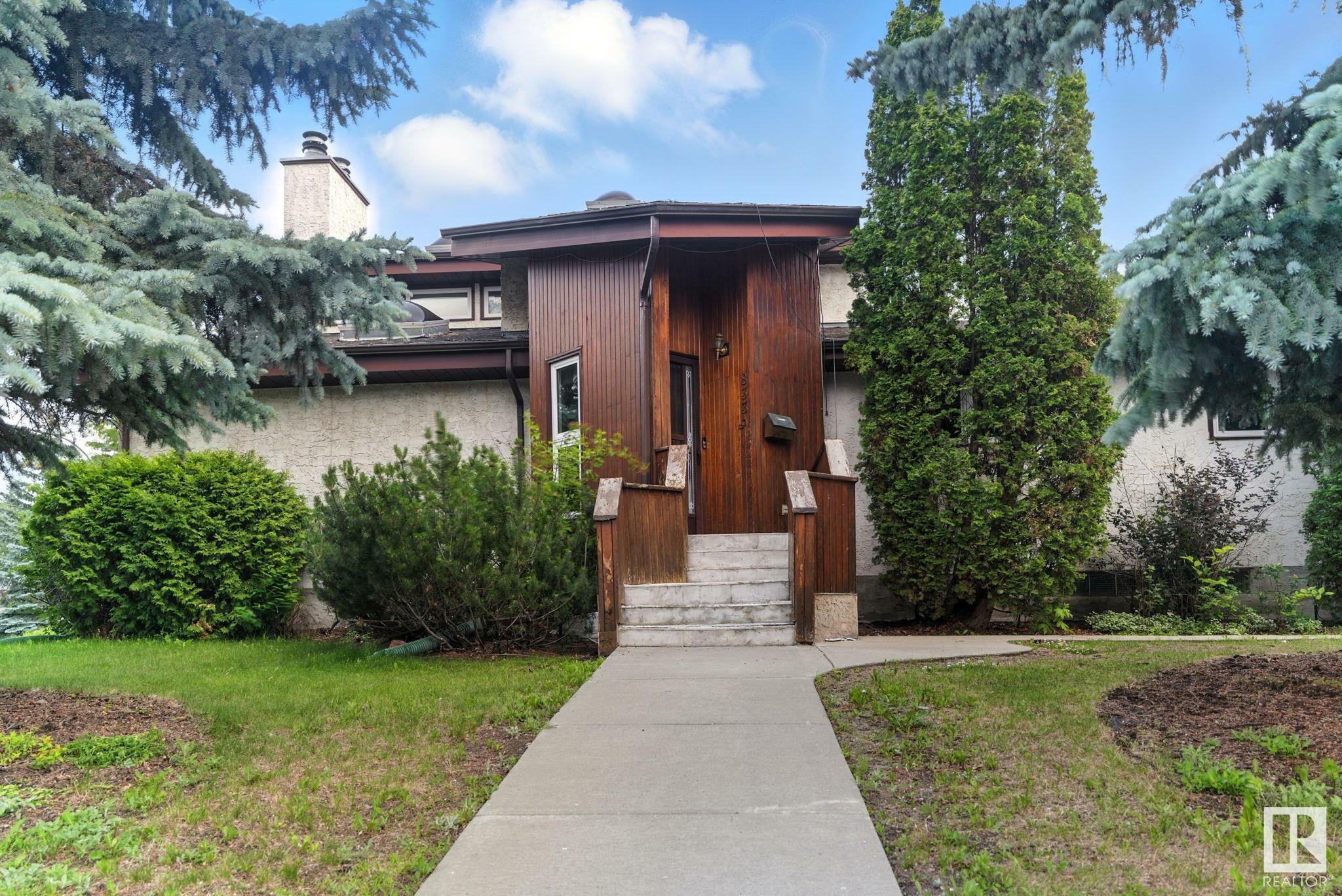 8339 120 Street NW  Edmonton AB T6G 1X2 photo