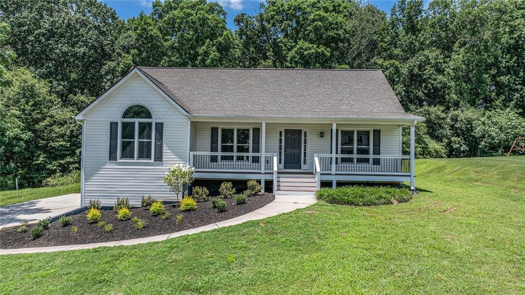 Property Photo: 9050 Ivyshaw Drive GA 30506
