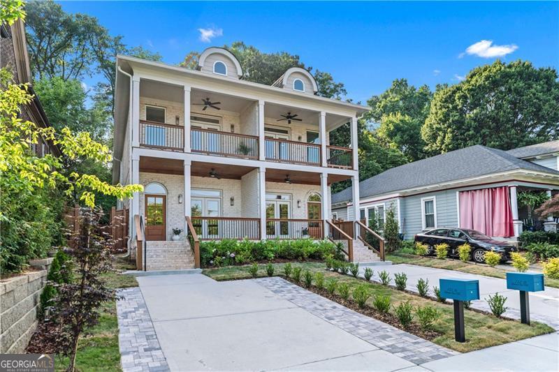Property Photo: 722 Lakeview Avenue NE A GA 30308