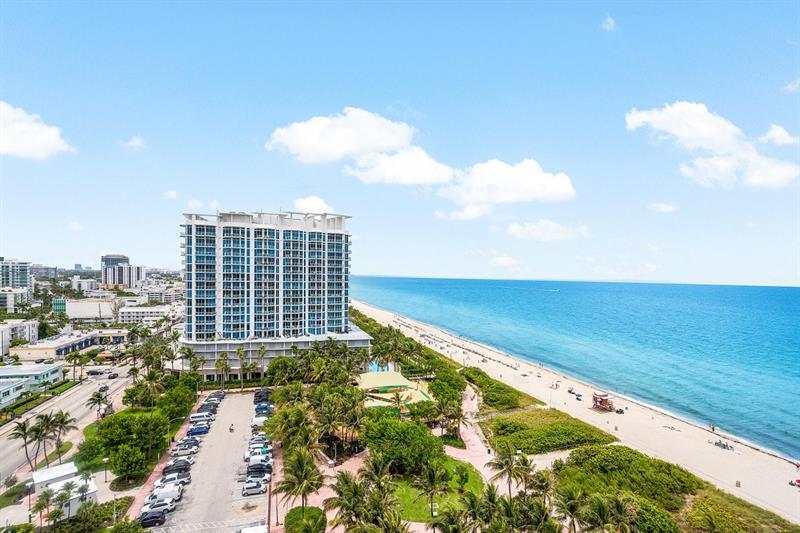 Property Photo: 6423 Collins Ave 1608 FL 33141