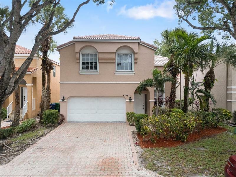 Property Photo: 4708 NW 115th Ter FL 33076
