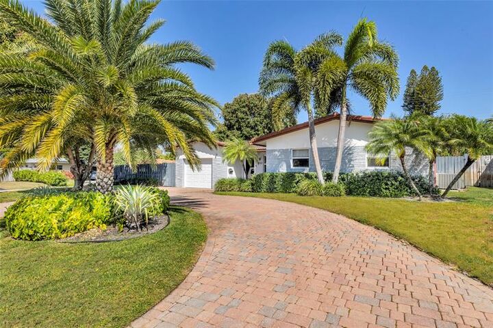1833 NE 46th St  Fort Lauderdale FL 33308 photo