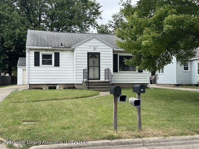 Property Photo:  117 Harriet Avenue  MI 48917 