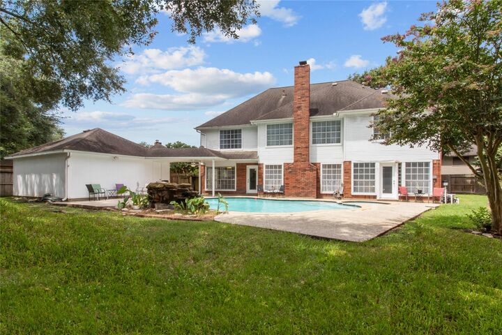 Property Photo:  2109 Bay Hill Drive  TX 77573 