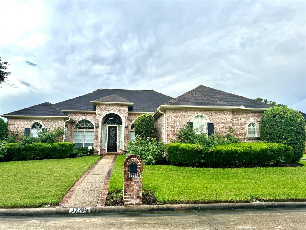 Property Photo: 12715 Havant Circle TX 77077