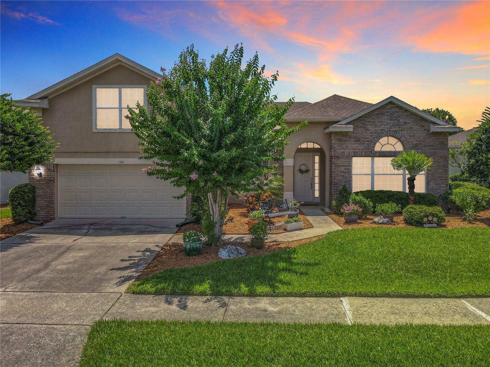 Property Photo: 106 Winghurst Boulevard FL 32828